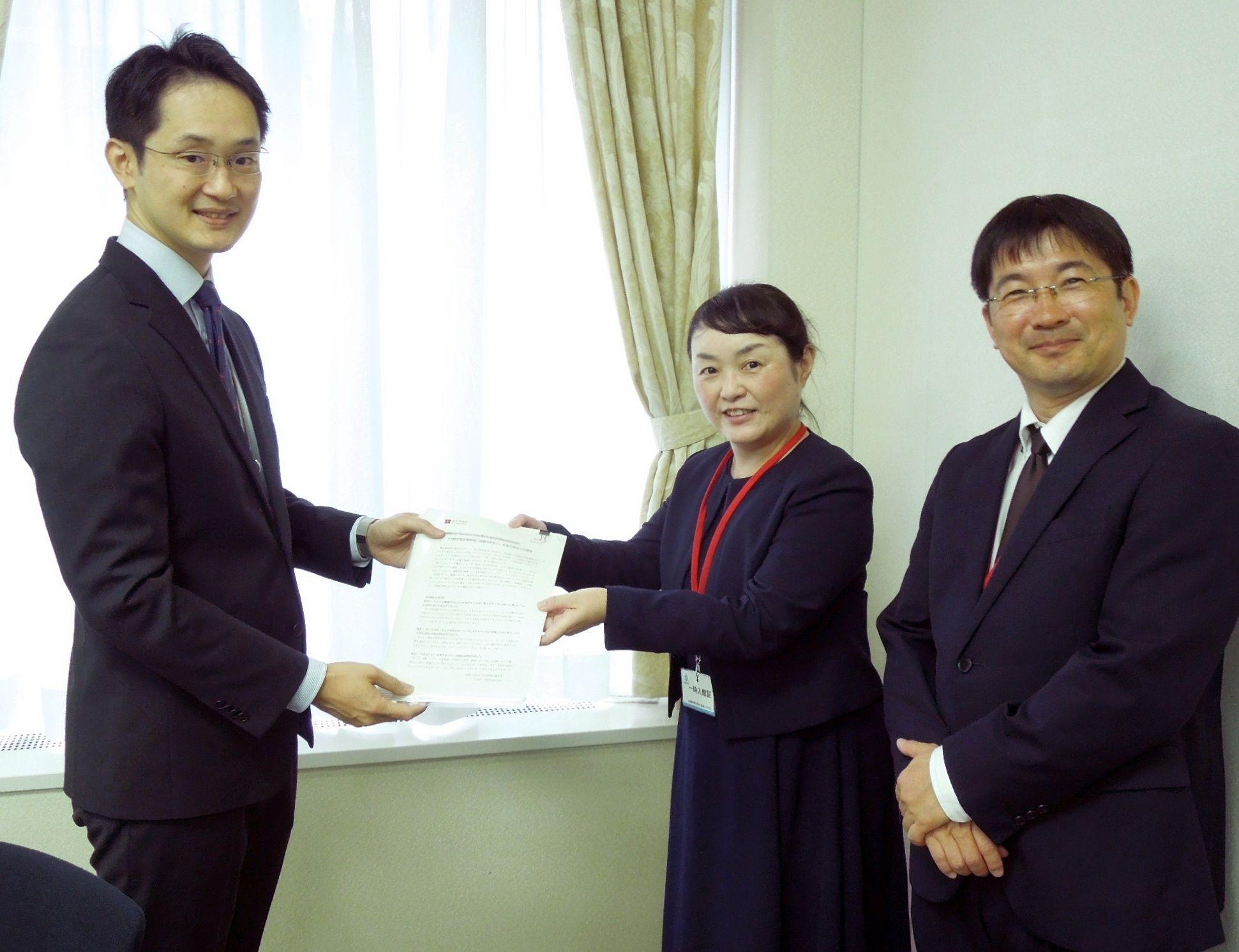 次期学習指導要領に現場の声を！　学校づくりを教員ら提言、文科省に提出